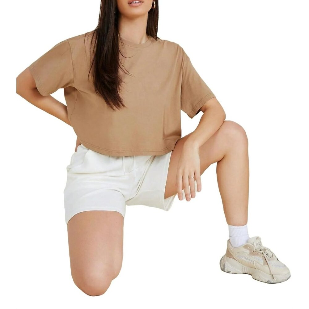 NWOT DEMYLEE Cropped Relaxed Fit Pocket Tee size S